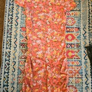 Tee-shirt dress size large So brand maternity dress